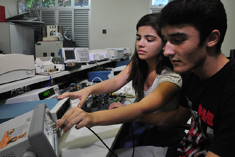 Técnico em Telecomunicações