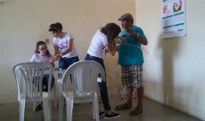 Moradores de Limoeiro do Norte são atendidos pelos projetos de extensão do campus (Foto: Arquivo)