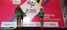 Ana Maria e Hanna são alunas do IFAM e atletas do vôlei de praia.