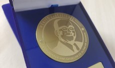 Medalha é concedida a pessoas que elevam o nome e a missão do Instituto