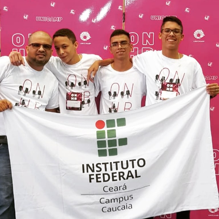 Equipe medalhista do campus de Caucaia