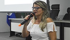 Vereadora Clênia Chaves durante anuncio em Audiência Pública.